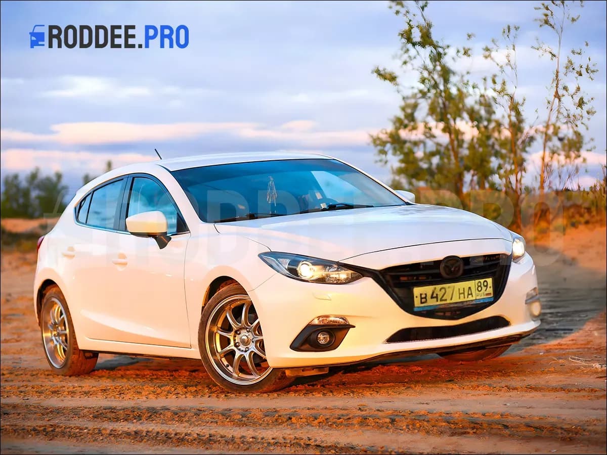 mazda 3 รหัสตัวถัง BM เป็นรุ่นแรกที่เปิดตัวแนวคิด Skyactiv
