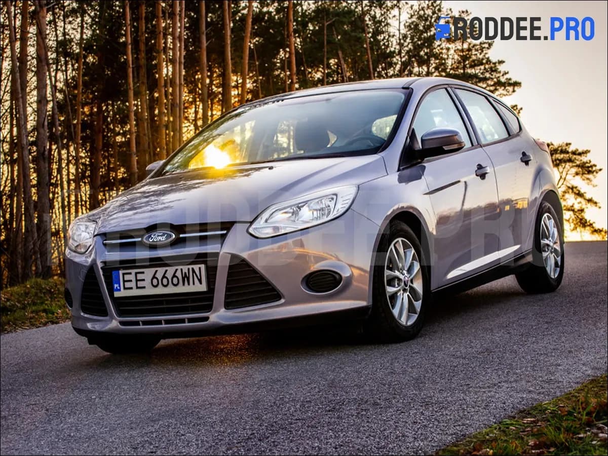 7-041R_Ford Focus 3.webp